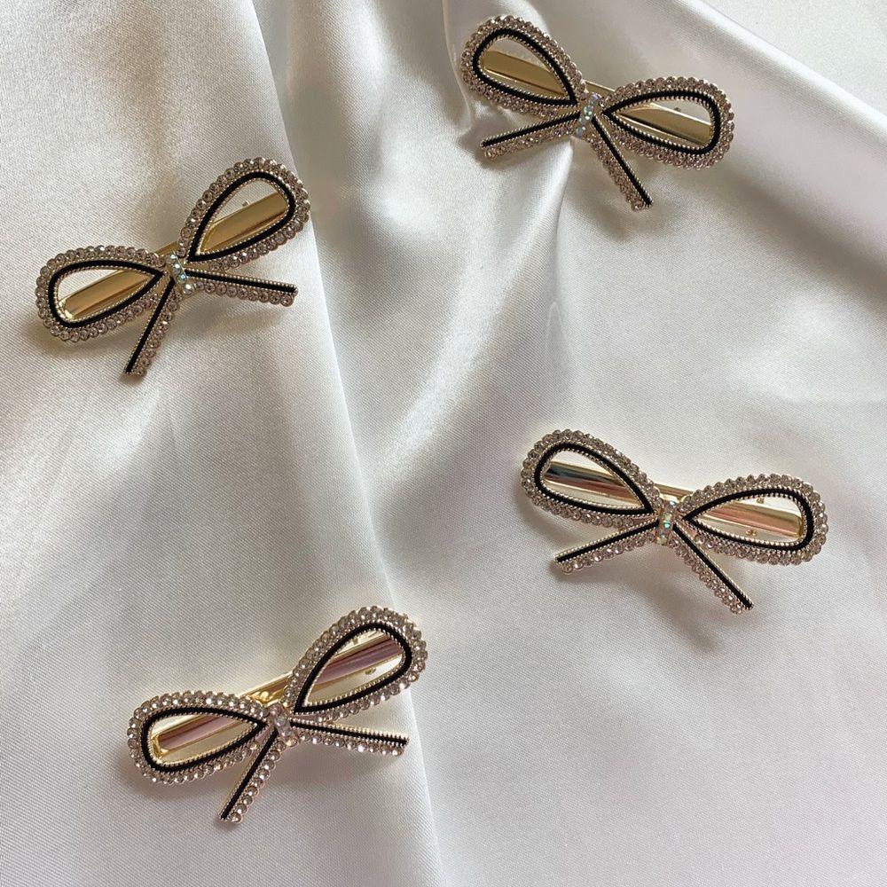 JOSÉPHINE Crystals Bow Hair Clip - 1 Piece